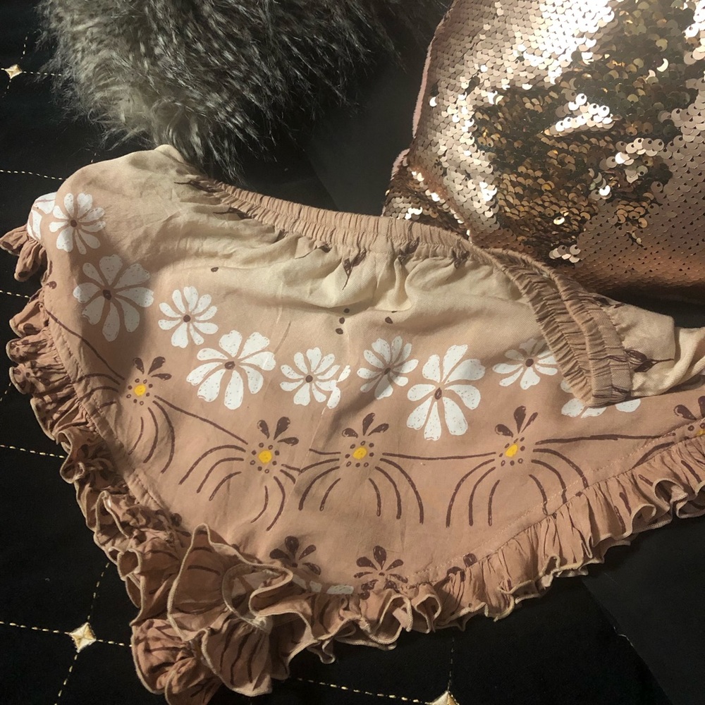 RARE 🌸🍃Vintage Spell and the Gypsy Collective Daisy shorts Large 🌸🍃
